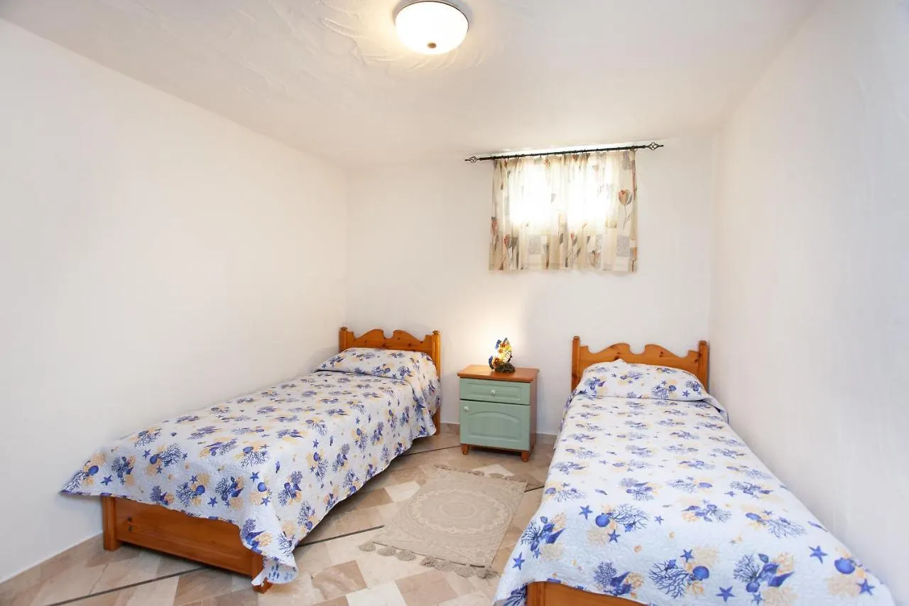 Апартаменты Casa Maddalena Орозеи 0*,  Италия
